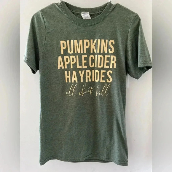 Women’s size Small Fall short sleeve tee like new - Picture 1 of 5